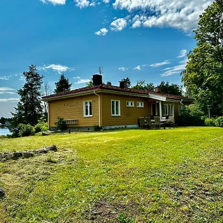 Holiday home Waterfront House With Sun Day *