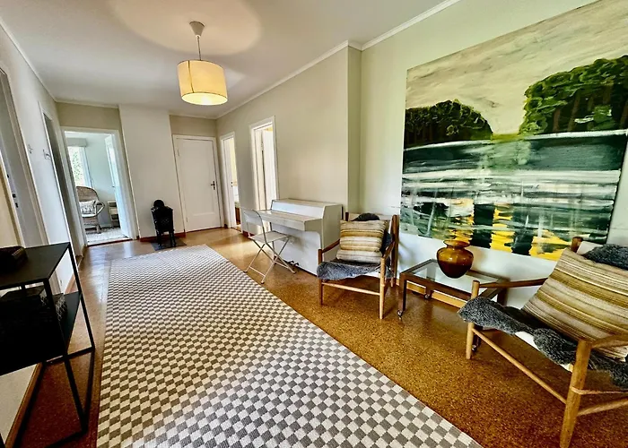 Waterfront House With Sun Day Semesterbostad *