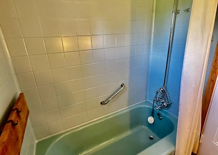 Semesterbostad Waterfront House With Sun Day *