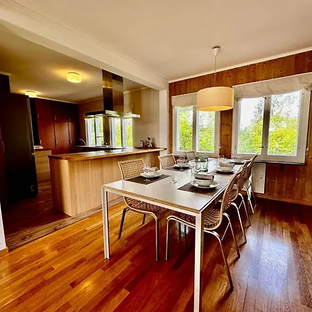 Waterfront House With Sun Day *